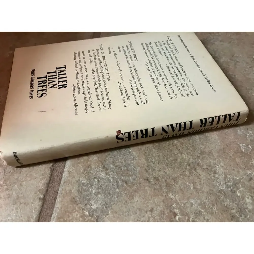 TALLER THAN TREES John Gordon Davis HC DJFirst American‎ Edition 1975